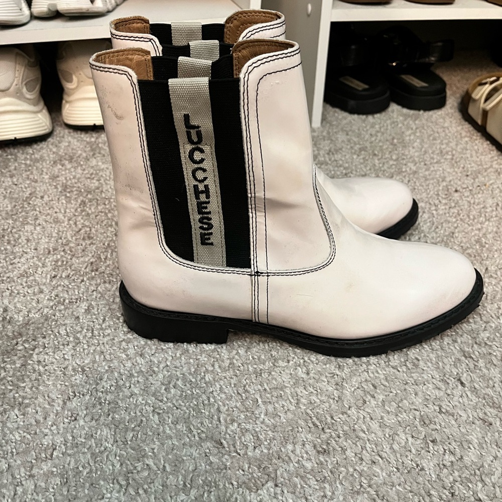 Lucchese Ivory and Black Leather Boots